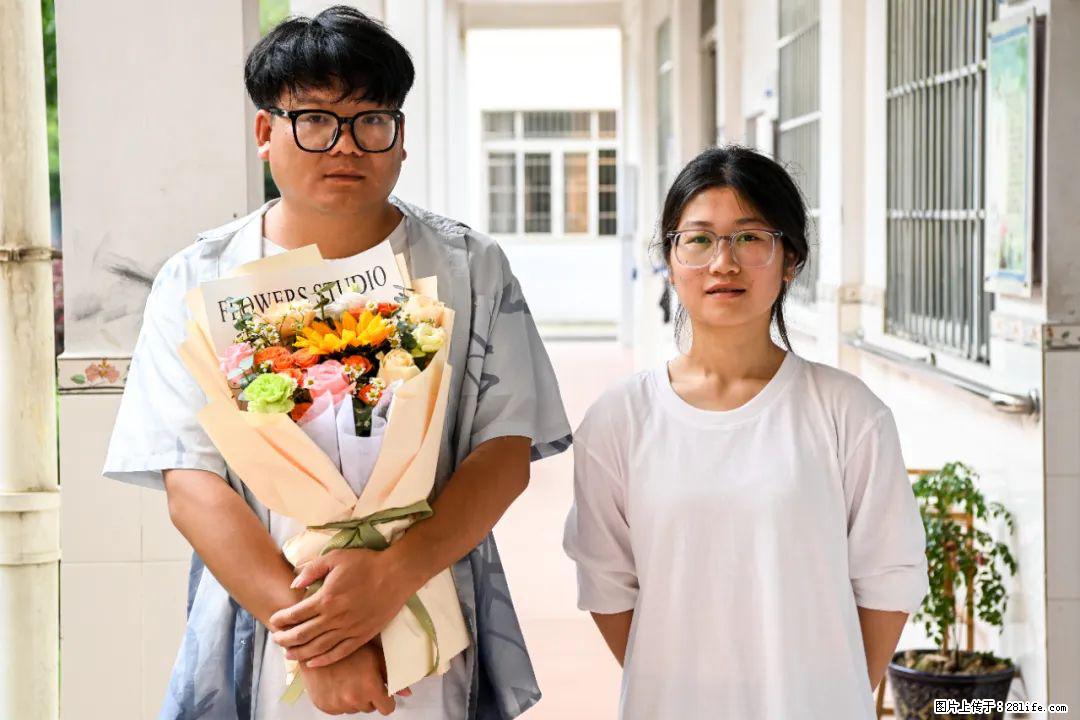 全网追的“扁担女孩”，找了一份暑假工，时薪12元 - 乐山生活资讯 - 乐山28生活网 ls.28life.net